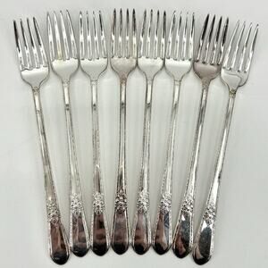 1847 Rogers Bro International ADORATION Silverplate 8 Dinner Forks 7 5/8"